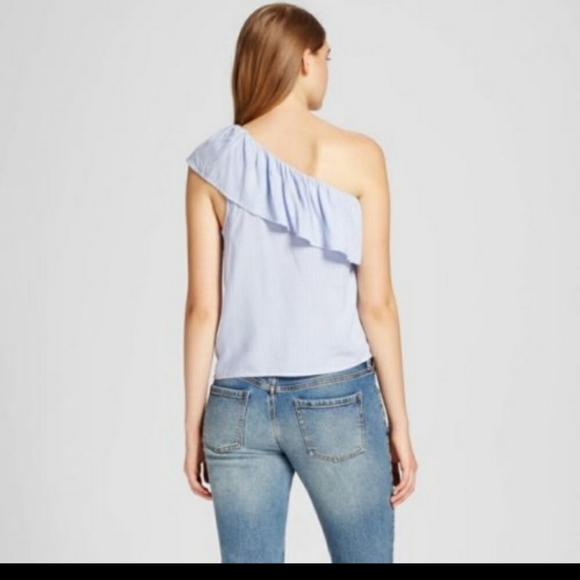 Mossimo Supply one-shoulder top - Picture 2 of 5